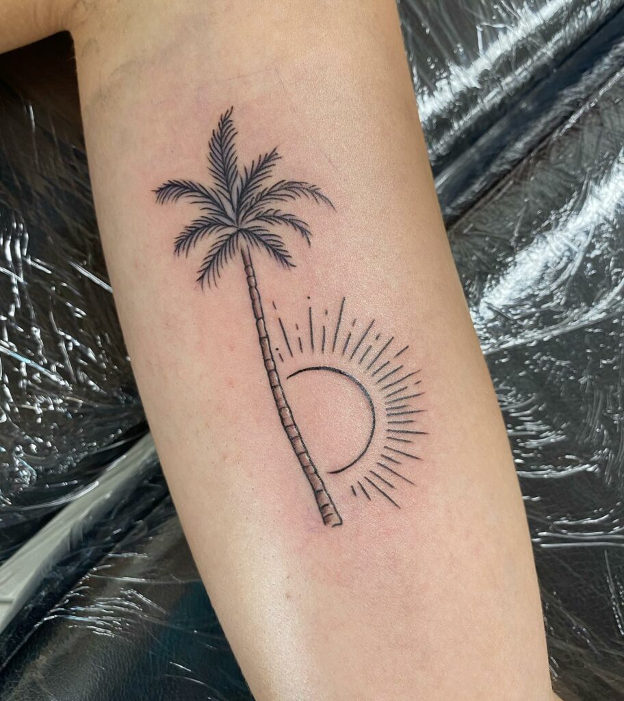 13+ Unique Small Sun Tattoo Ideas That Will Blow Your Mind! 18 Small Half Sun Tattoos