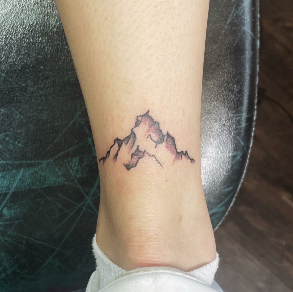11+ Small Tattoo Placement Ideas That Will Blow Your Mind! 15 Small Tattoo Designs To Put On Your Legs