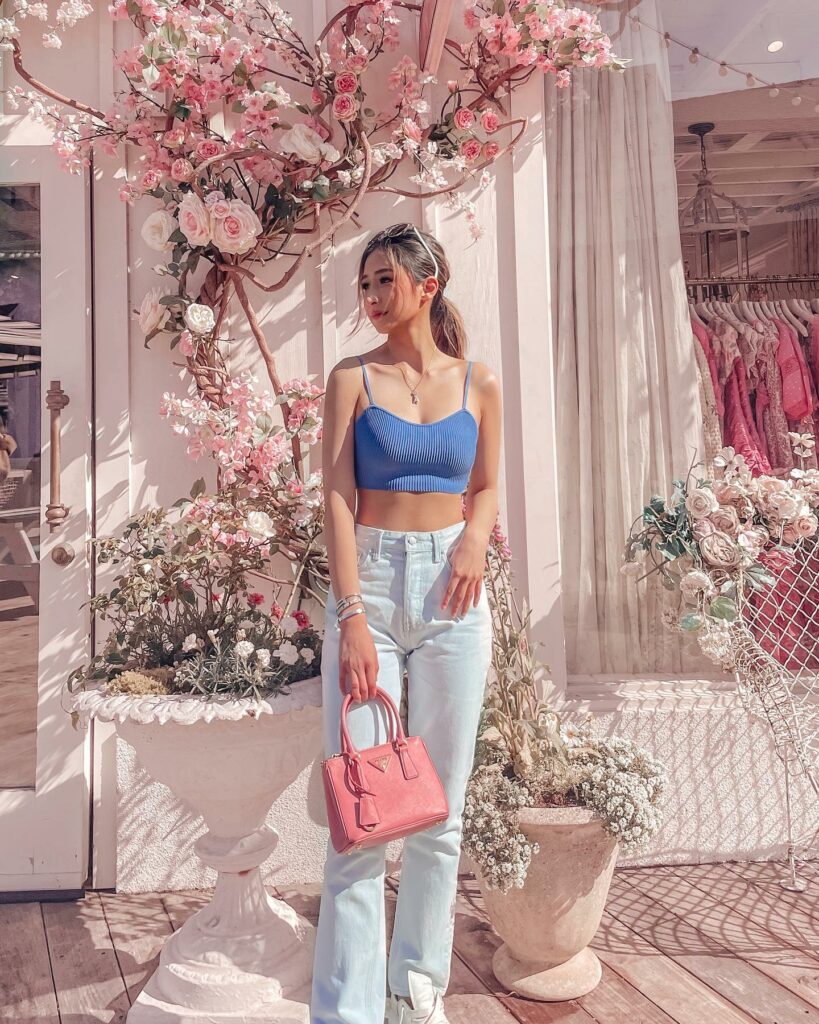 10 Amazing Soft Girl Outfits to Inspire You in 2024 16 Soft Girl Bags