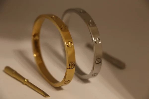6 Best Cartier Love Bracelet Dupes In 2024 14 SohoDeluxe
