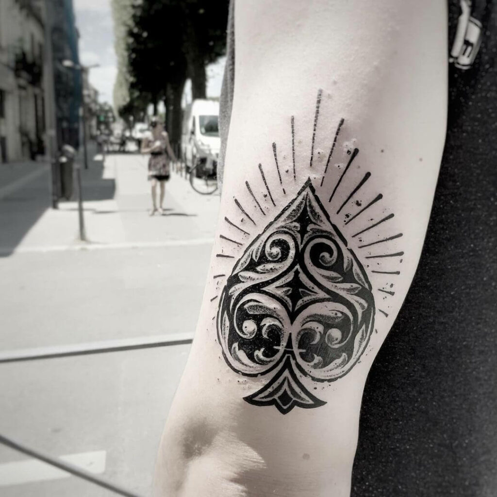 12+ Spade Tattoo Ideas To Inspire You! 12 Spade Tattoo With Feminine Design
