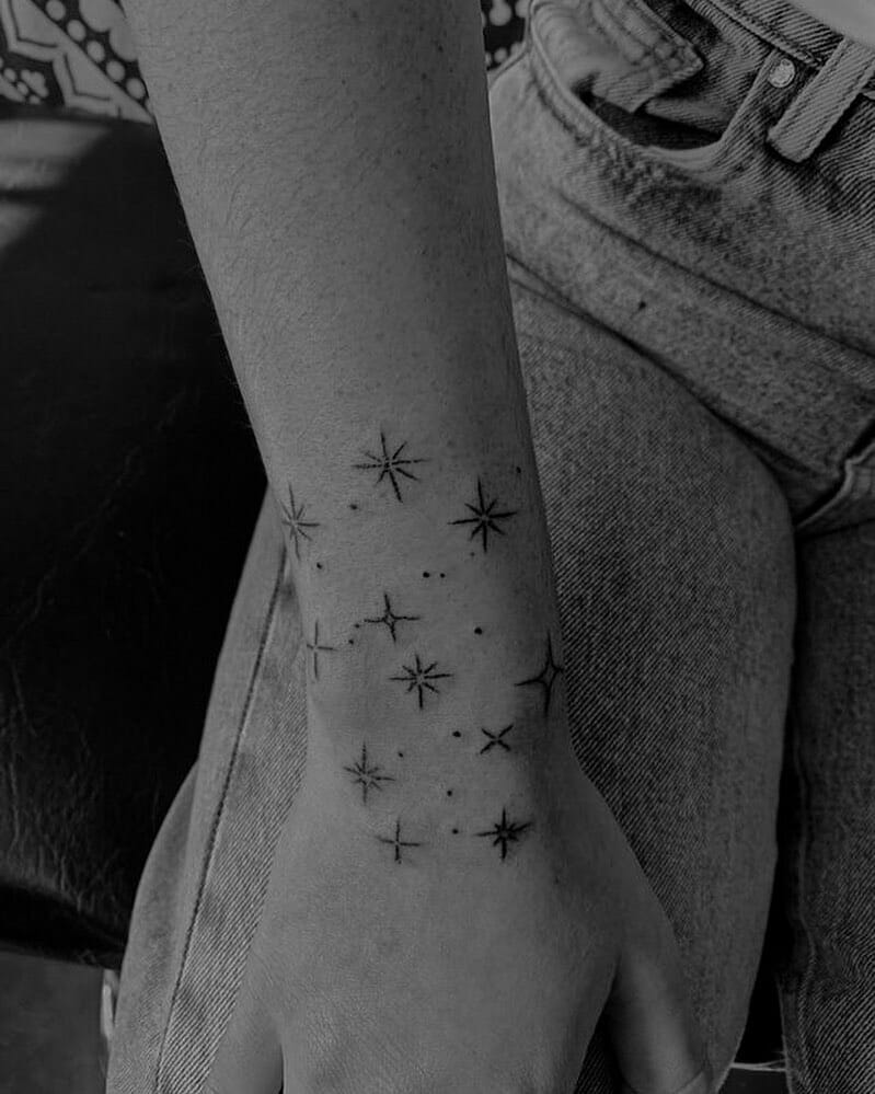 10+ Traditional Tattoo Sleeve Fillers That Will Blow Your Mind! 11 Sparkle Tattoo Filler