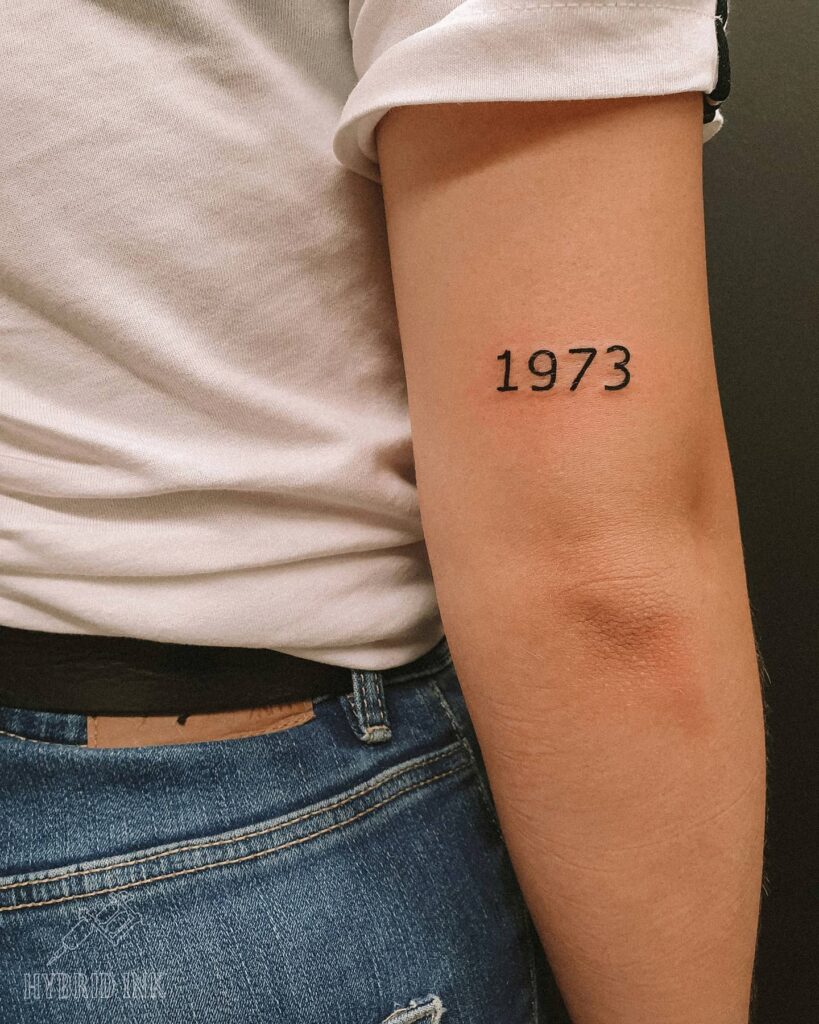 10+ Tattoo Number Styles That Will Blow Your Mind! 16 Special Significance Year Tattoo