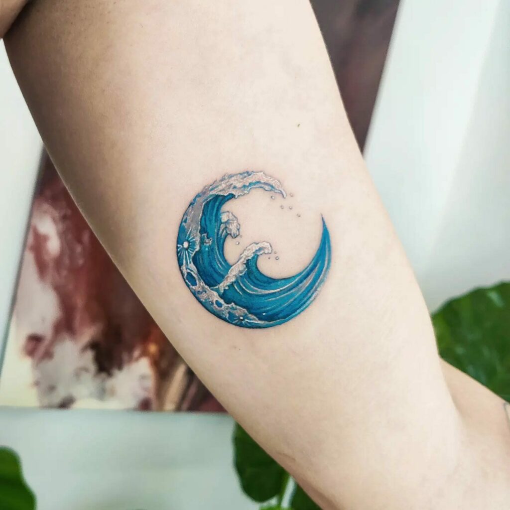20+ Meaningful Small Tattoos Ideas That Will Blow Your Mind 12 Stunning Moon Tattoo