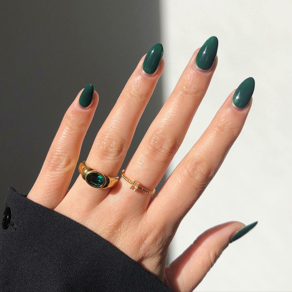 Feel the Nature with 31 Forest Green Nail Designs in 2024 21 Subtle Forest Green Nail Elegance
