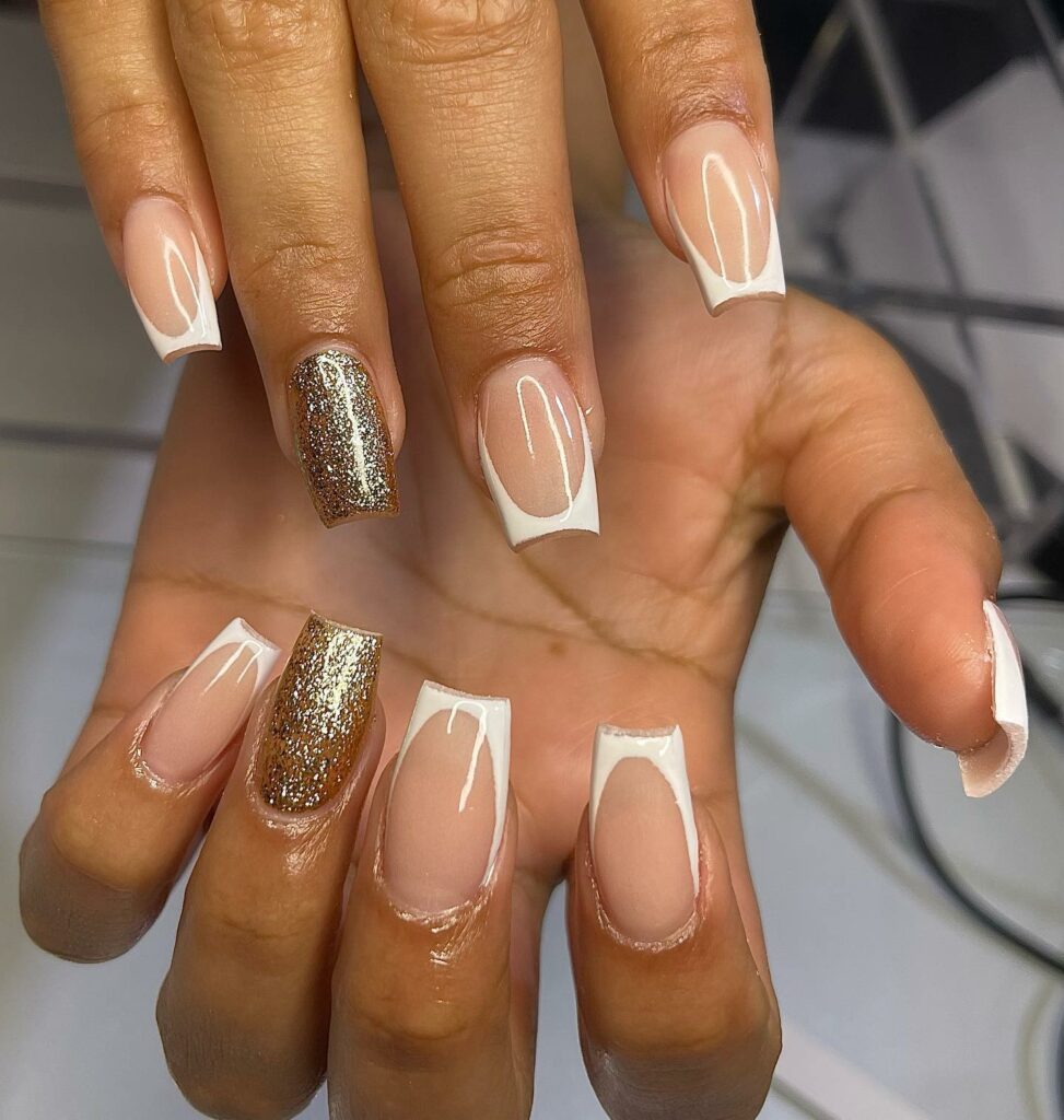 Trendy Short Coffin Nail Designs to Inspire You in 2024 ⚰️ 40 Summery Nails