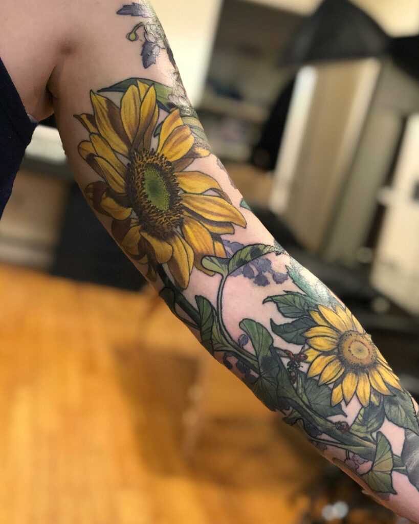 11+ Flower Tattoo For Men That Will Blow Your Mind! 16 Sunflower tattoos