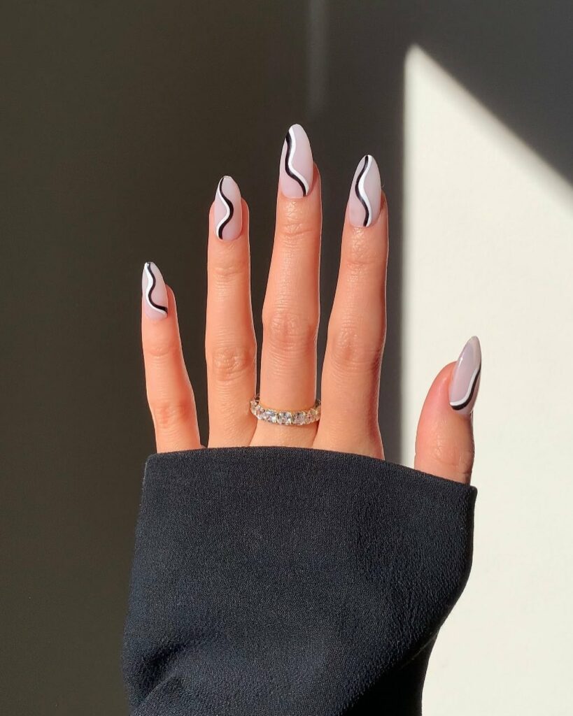 21 Trendy Black French Tip Manicure Ideas to Try in 2024 16 Swirl