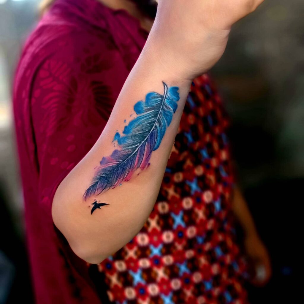 19+ Women's Hand Tattoo Ideas To Inspire You! 12 The Eye-Catching Bird Hand Tattoo Designs