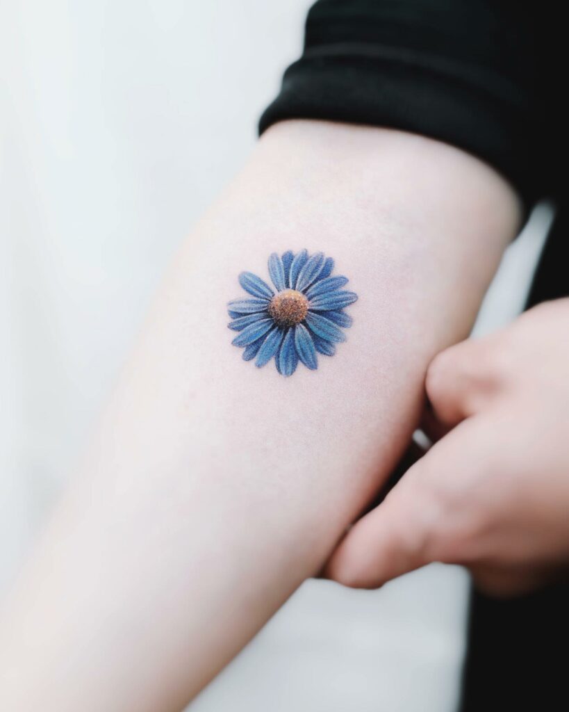 10+ Flower Forearm Tattoo Ideas That Will Blow Your Mind! 17 The Realistic Daisy Tattoo