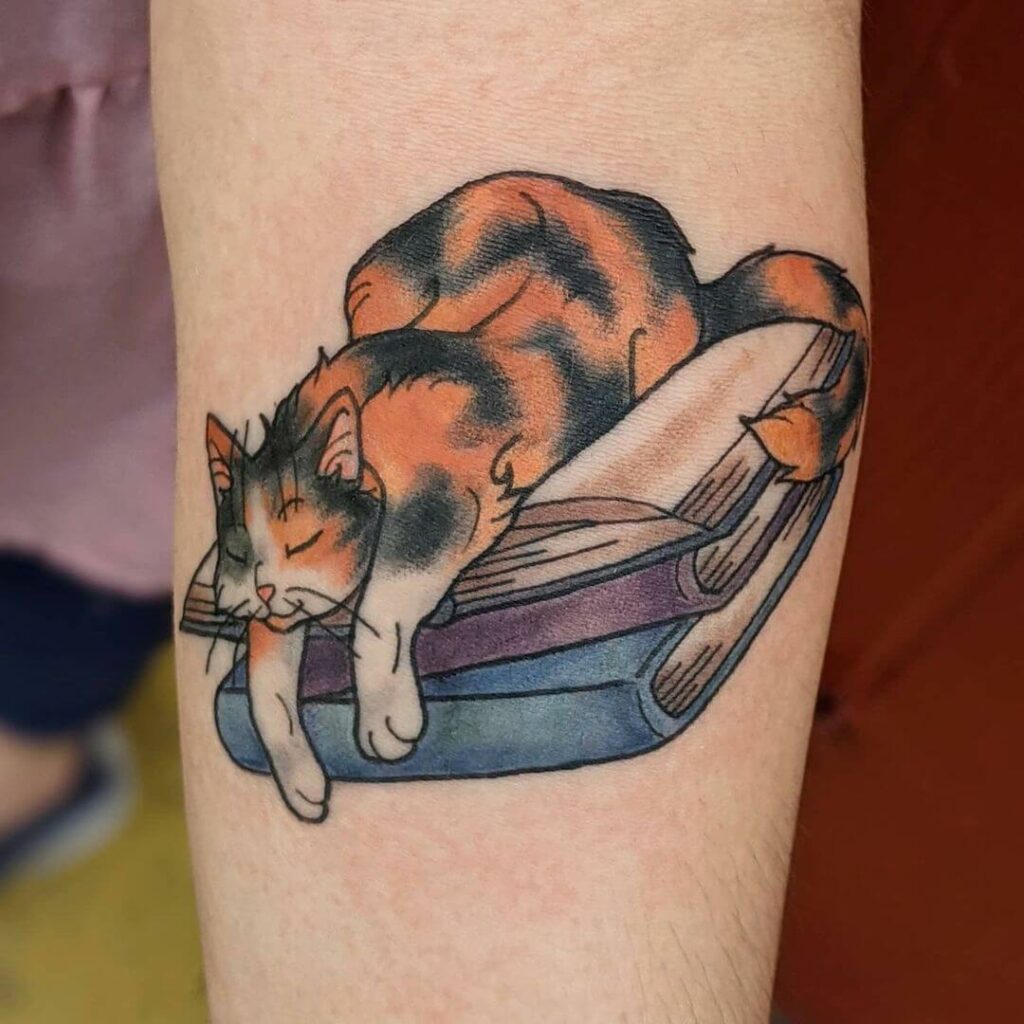 11+ Calico Cat Tattoo Ideas That Will Blow Your Mind! 20 The Sleepy Cat