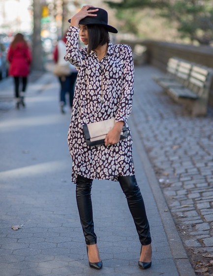 HOW TO DRESS BUSINESS CASUAL WITH LEGGINGS 12 The Tunic Blouse Ensemble