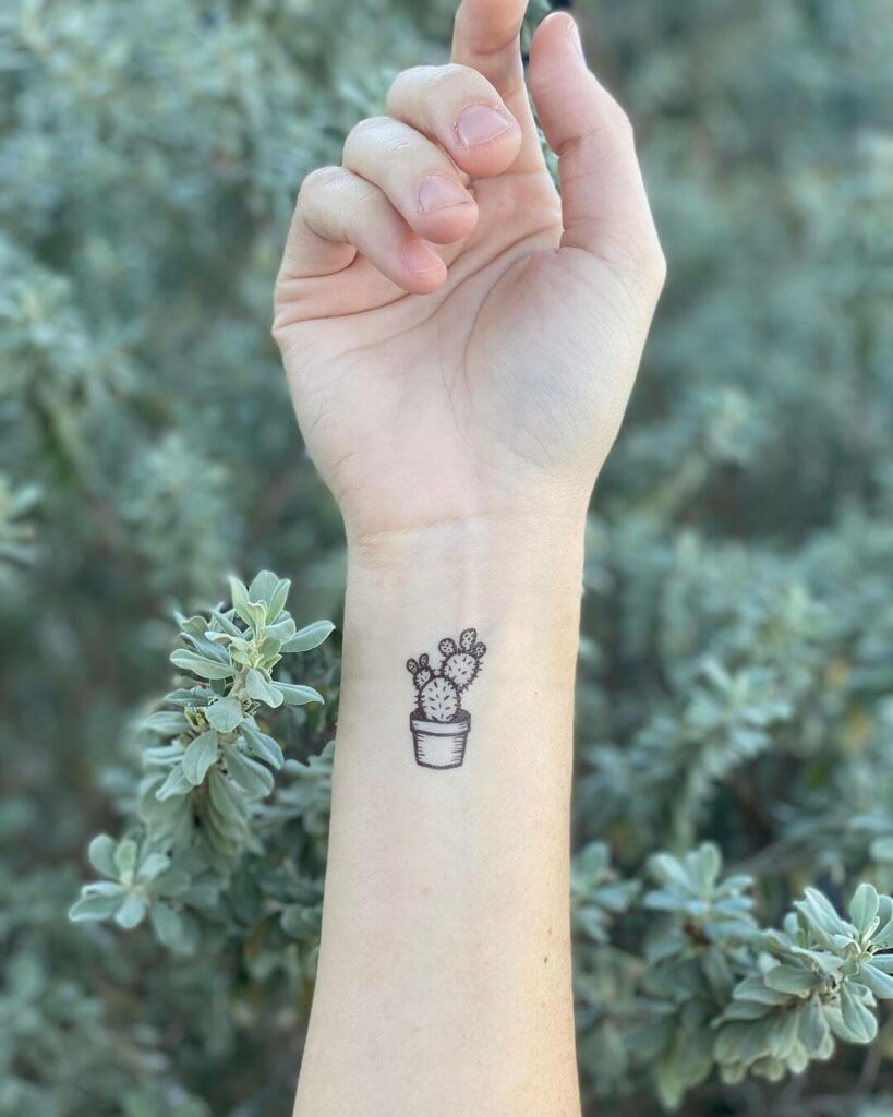 11+ Succulent Tattoo Ideas You Have To See To Believe! 15 Tiny Succulent Tattoo