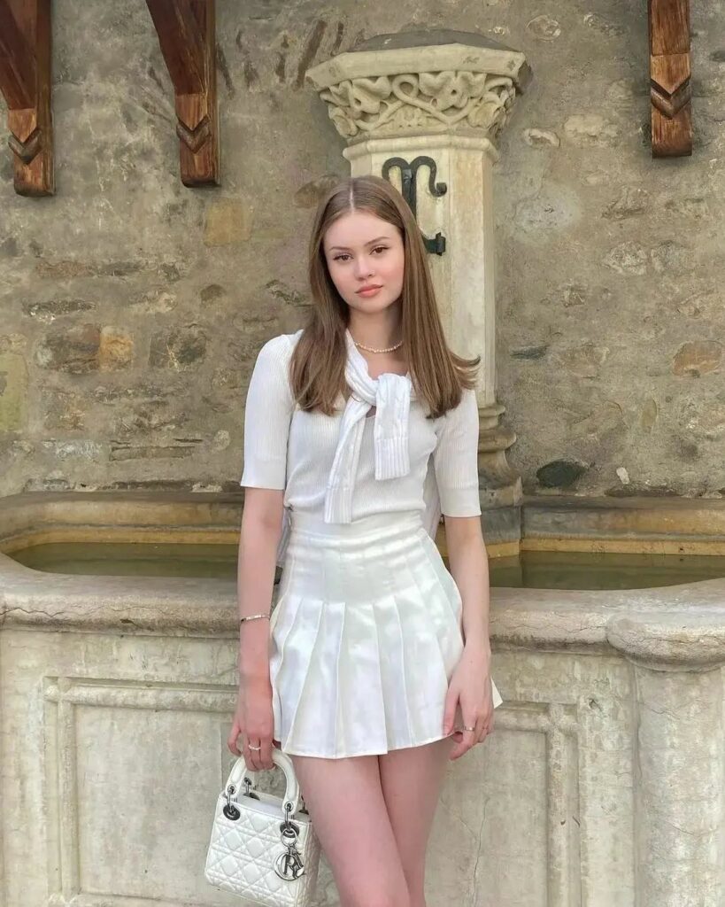 10 Amazing Soft Girl Outfits to Inspire You in 2024 13 Tops