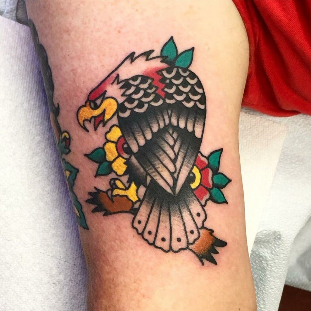 21+ Traditional Tattoo Flash Ideas You Have To See To Believe! 16 Traditional Eagle Tattoos Flash