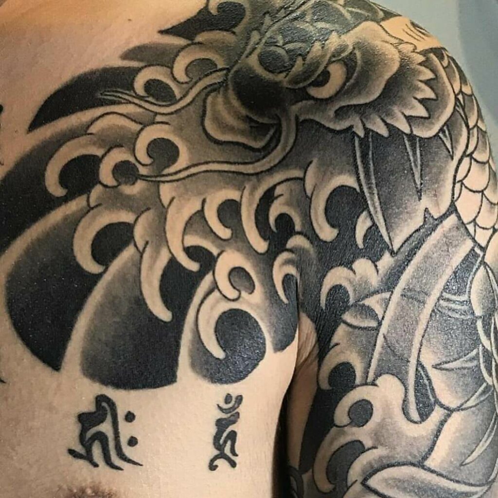 12+ Hikae Tattoo Ideas To Inspire You! 18 Traditional Wave Style Japanese Hikae Tattoo