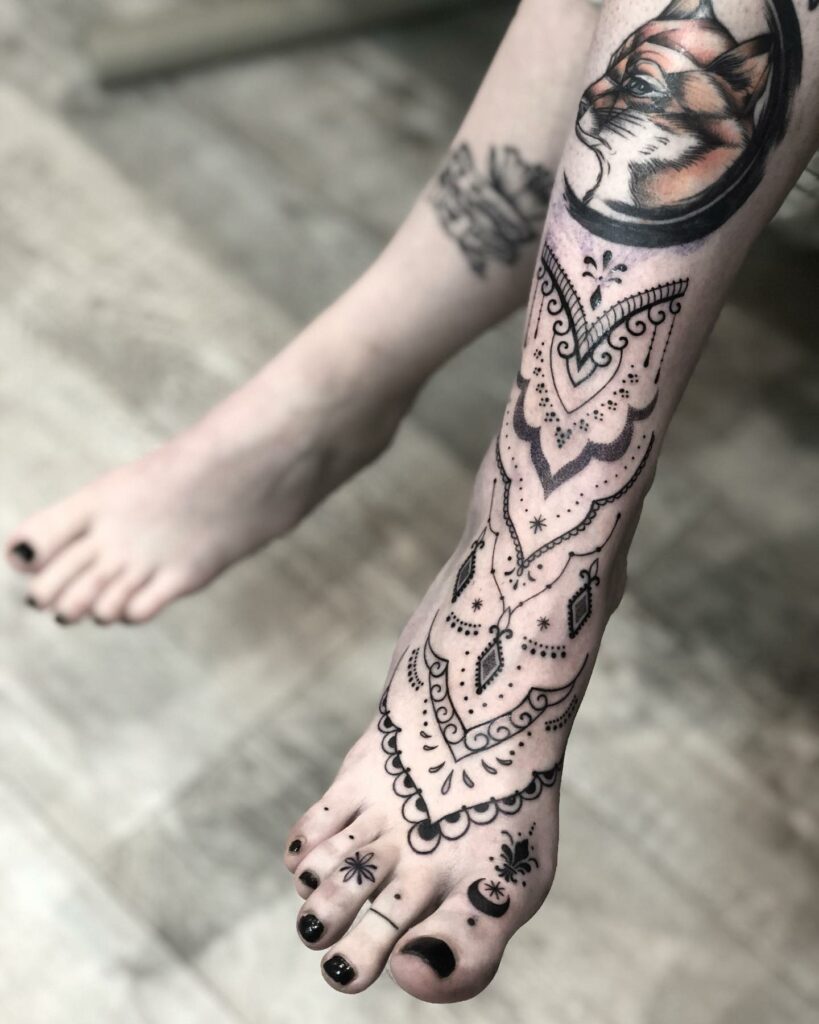11+ Star Tattoo on Foot Ideas That Will Blow Your Mind! 17 Tribal Patterned Stars Tattoo On Foot
