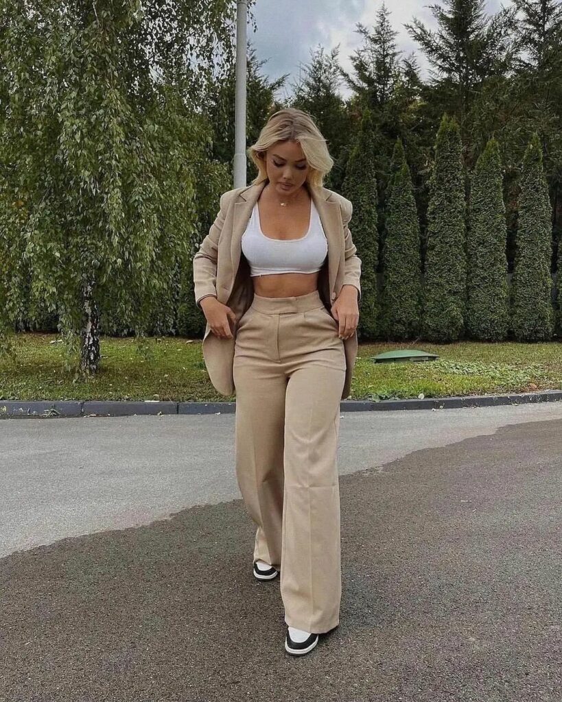10 Amazing Soft Girl Outfits to Inspire You in 2024 11 Trousers