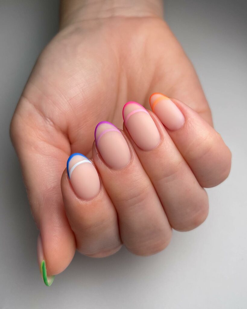 Natural-Looking Nail Ideas to Inspire You in 2024 π
25 Two-Toned Negative-Space Nails