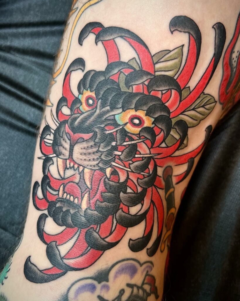 10+ Traditional Panther Head Tattoo That Will Blow Your Mind! 17 Unique Chrysanthemum Black Panther Tattoo Design