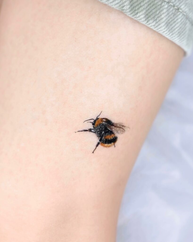 10+ Vintage Bee Tattoo Ideas That Will Blow Your Mind! 11 Vintage Bumble Bee Tattoo