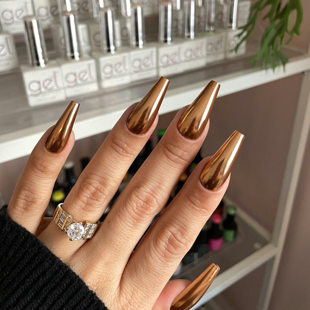 30 Latest November Nail Designs To Try This Fall 17 Wavy Bronze nails