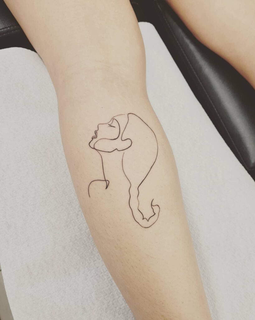 15+ Girly Scorpio Sign Tattoo Ideas That Will Blow Your Mind! 19 Woman Scorpion Tattoo