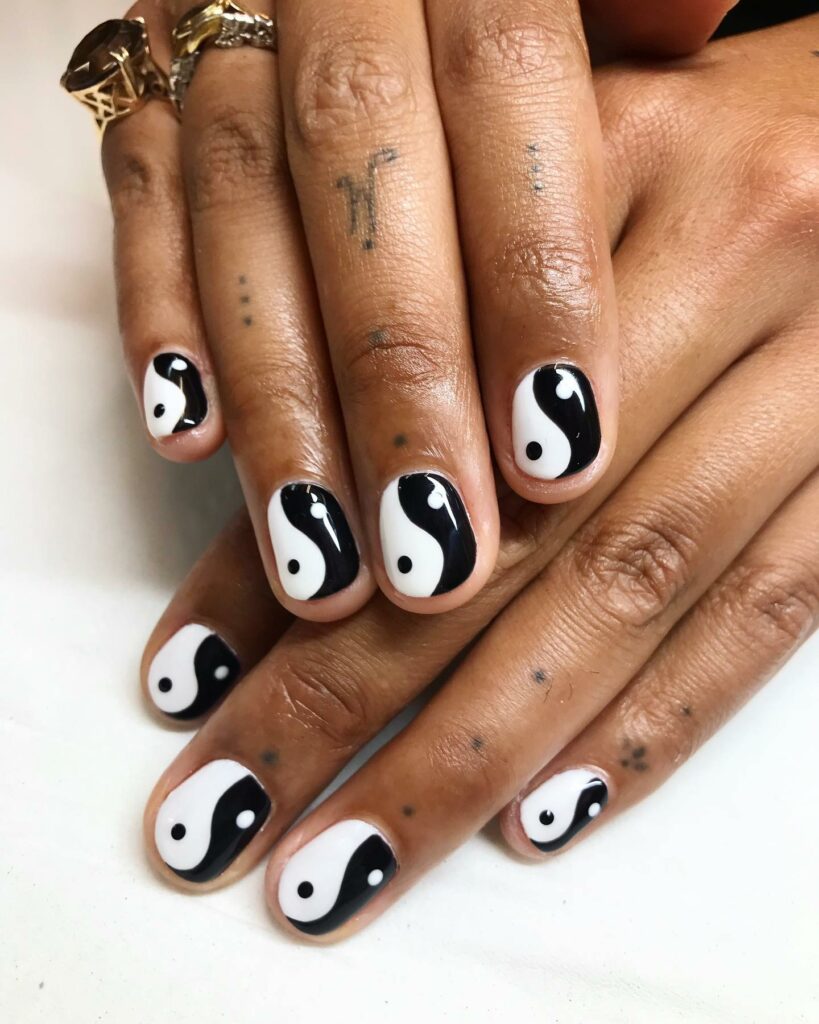 27 Latest Yin-Yang Nail Designs To Try In 2024! 36 Yin Yang Designs on Round Nails