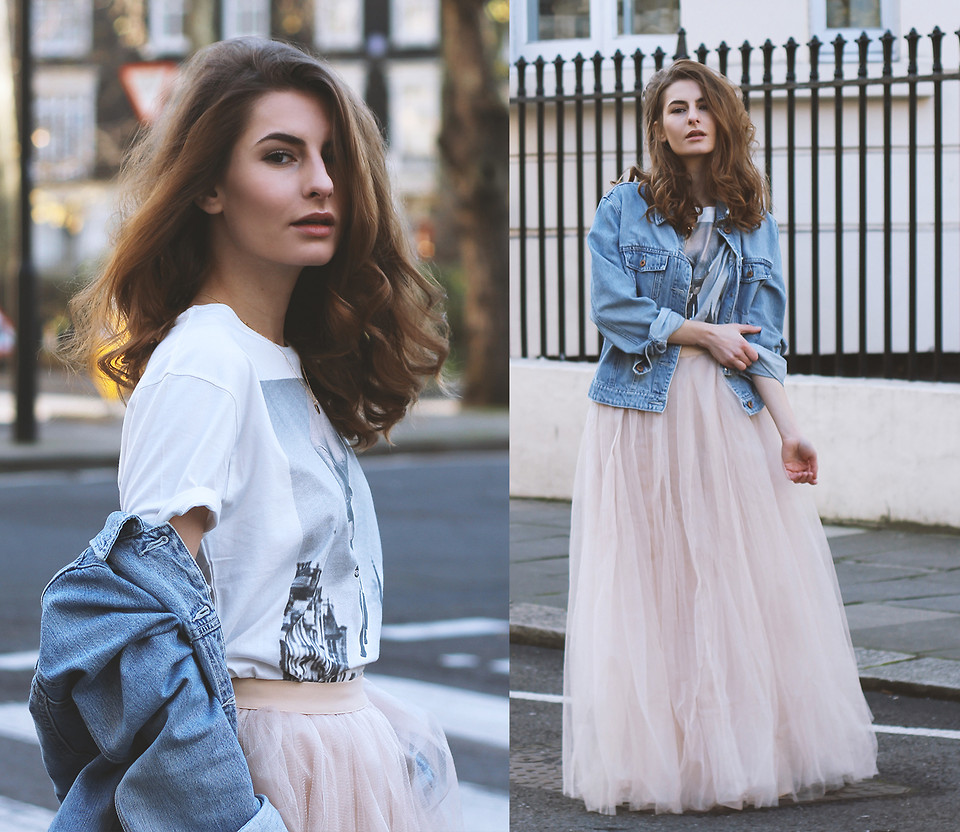 22 Fashionable Birthday Outfits for Women in 2024 18 all-denim