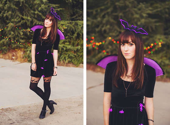 22 Amazing Halloween Costumes For Teenage Girls That You’ll Love 29 bats outfit