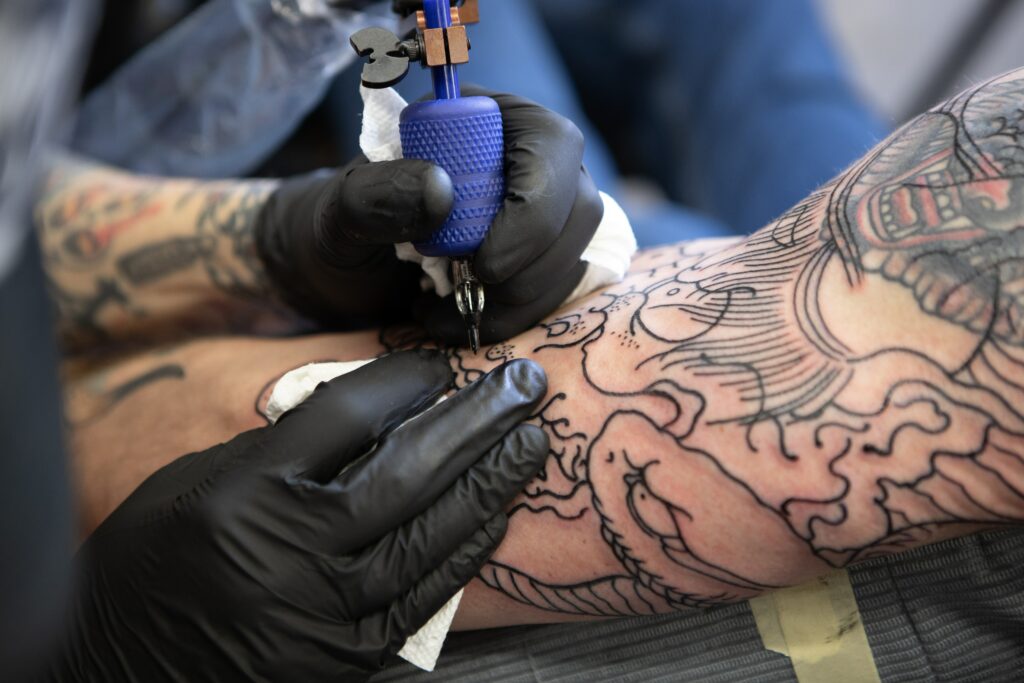 YOU CAN YOU USE PEN INK FOR A STICK AND POKE TATTOOING - YES BUT PROCEED WITH CAUTION! 11 Stick and Poke