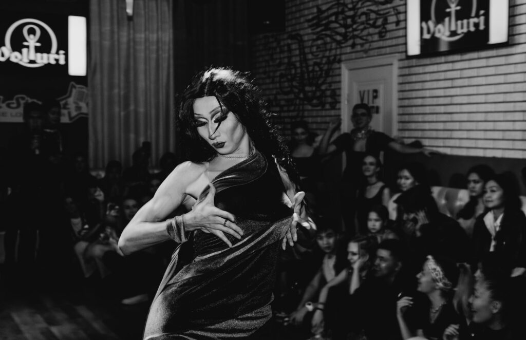 What to Wear to a Drag Show: Tips and Ideas for a Fabulous Night Out 10 drag show