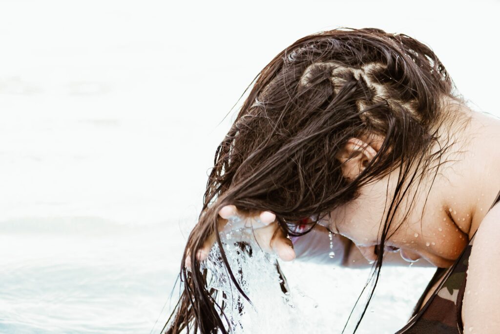 Dealing with Greasy Hair: 3 Simple Tricks to Fix It in 2024 12 Why Does My Hair Get Greasy So Fast