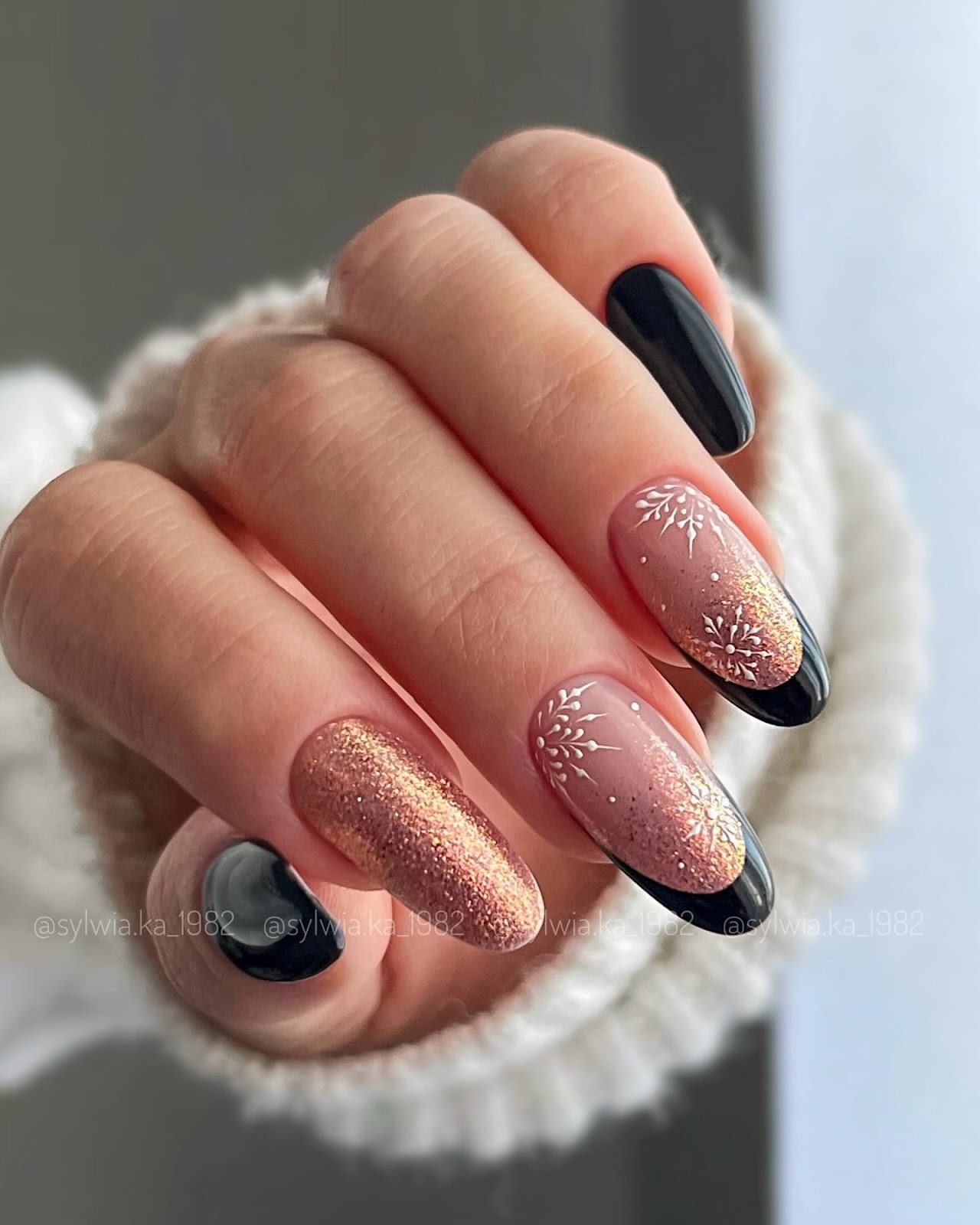 25 Latest Sweater Nail Designs To Try In 2024! 16 Eclipse Elegance