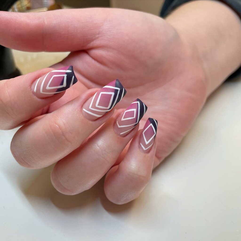 30 Latest Geometric Designs to Try In 2024! 16
