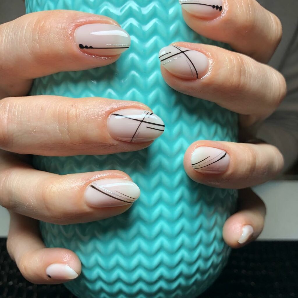 30 Latest Geometric Designs to Try In 2024! 14 The Crossing of Lines: The Beautiful Intricacy of Lines