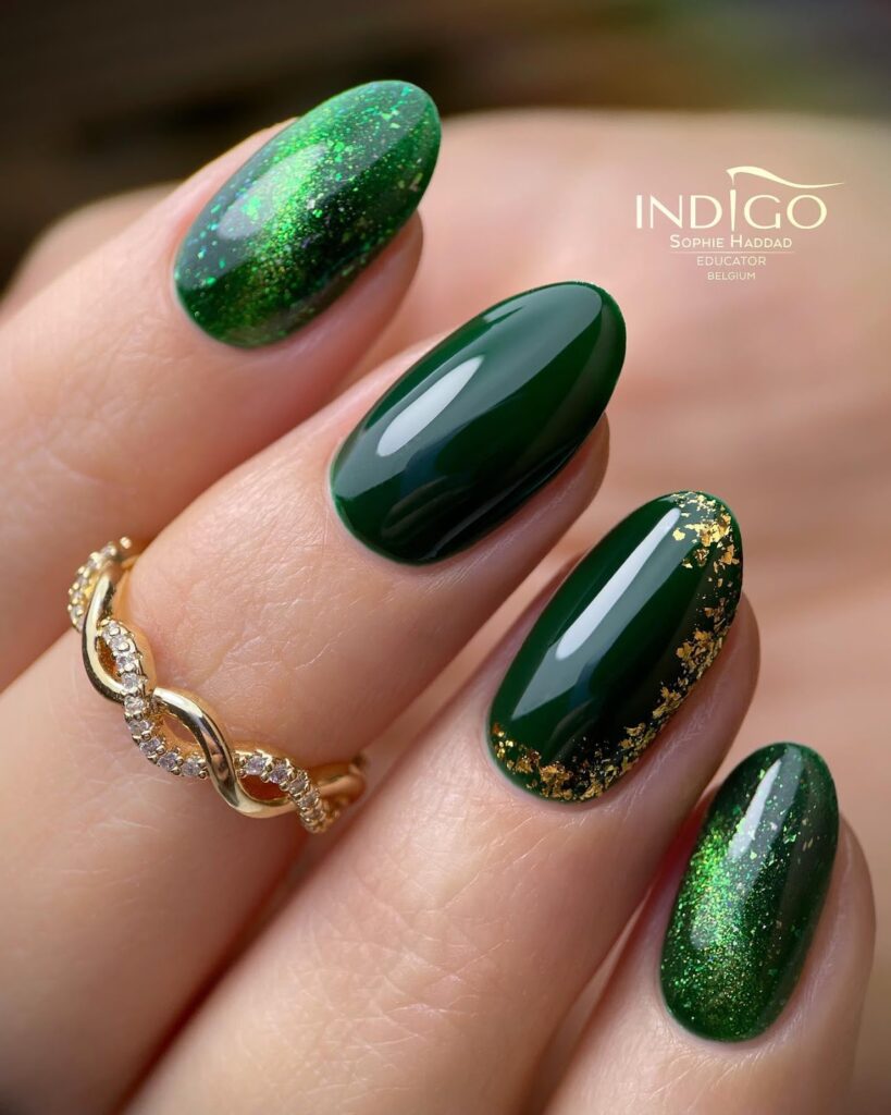 30 Latest Emerald Green Nail Designs To Try in 2024! 15