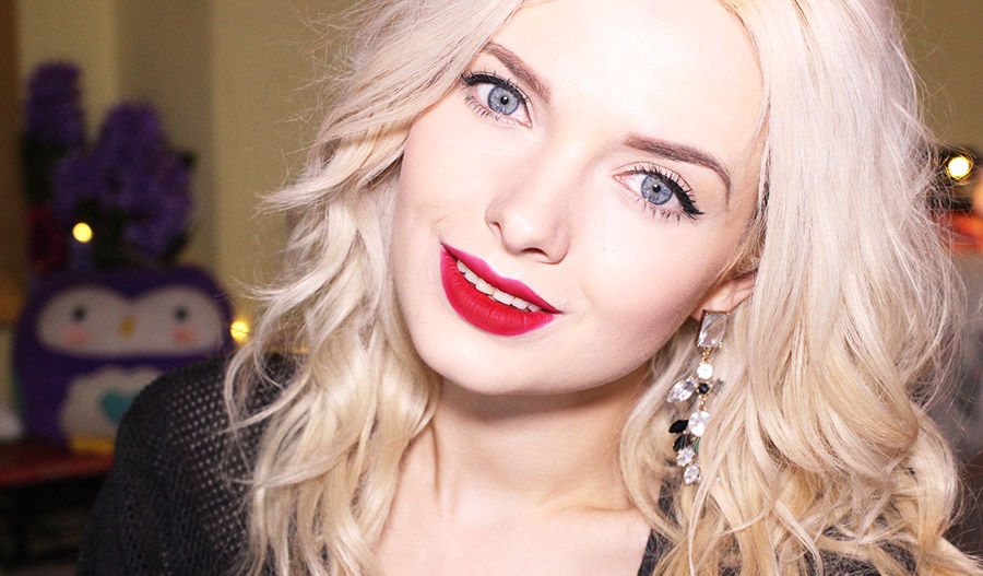 Top 10 Tips for Perfect Makeup for Pale Skin 12 red lipstick pale skin