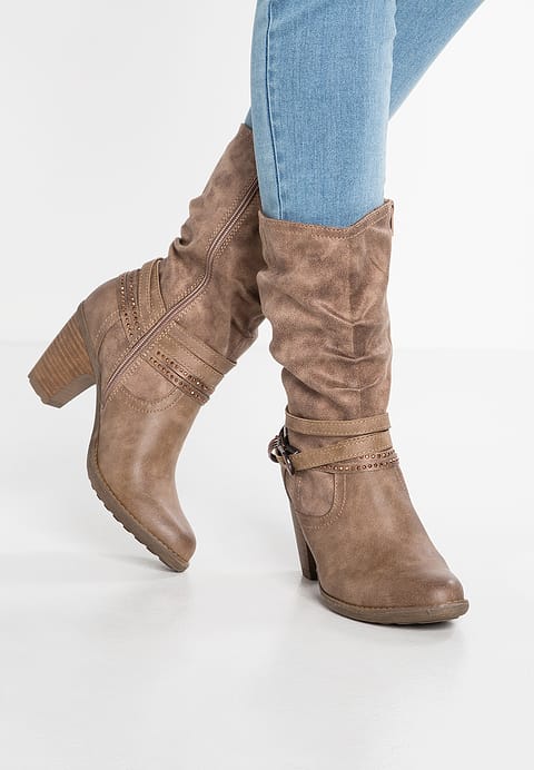 s.Oliver RED LABEL – CowboyBiker Boots – Brown – £79.99 s.Oliver RED LABEL - CowboyBiker Boots - Brown