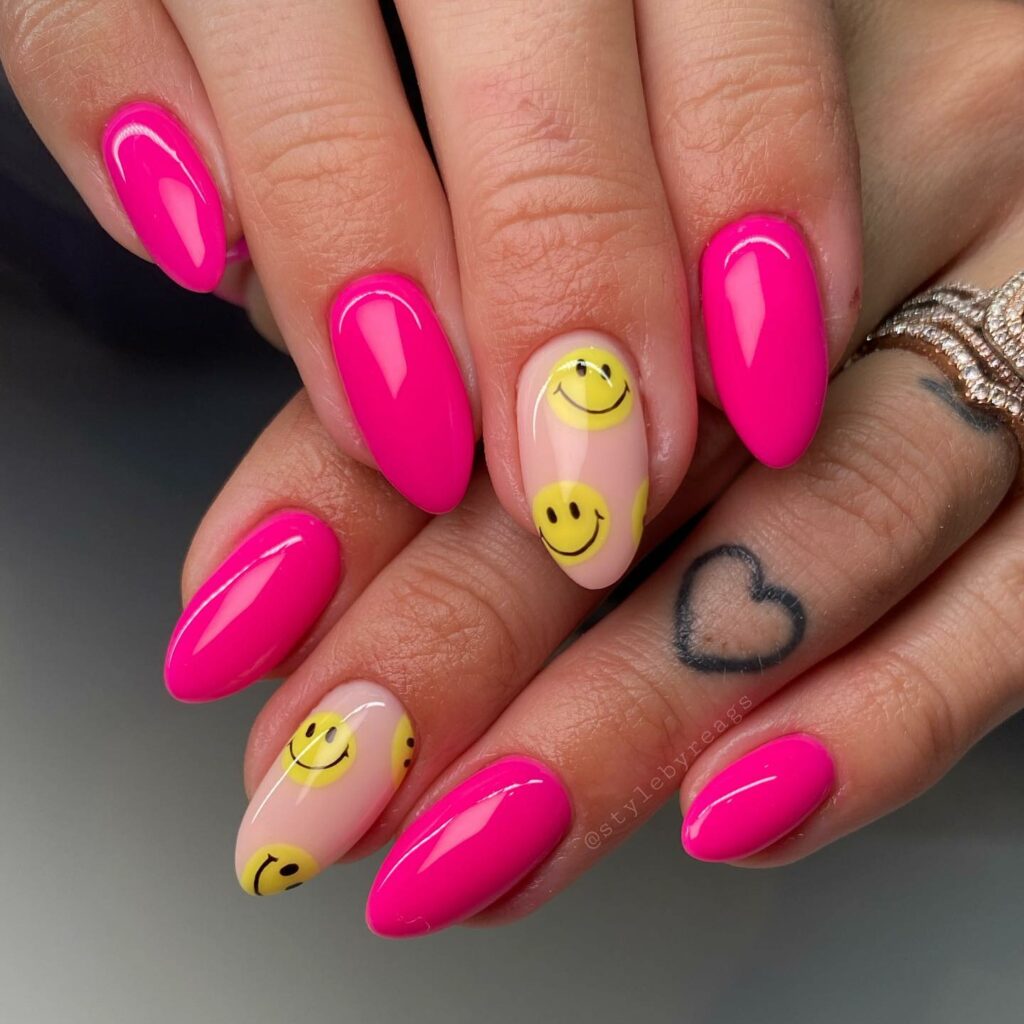 Show Off 25 Smiley Face Nail Designs in 2024 26