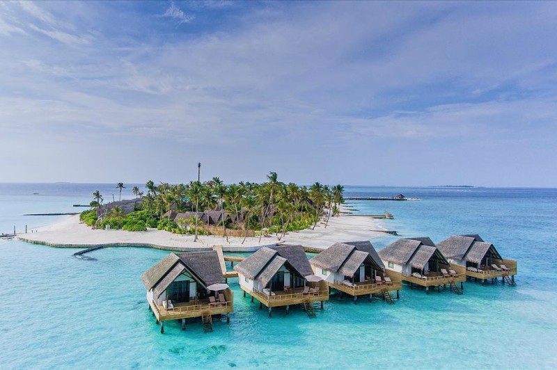 FushiFaru: The Maldives latest luxury resort, a small island making a BIG impact! 25 Fushi Faru water villas