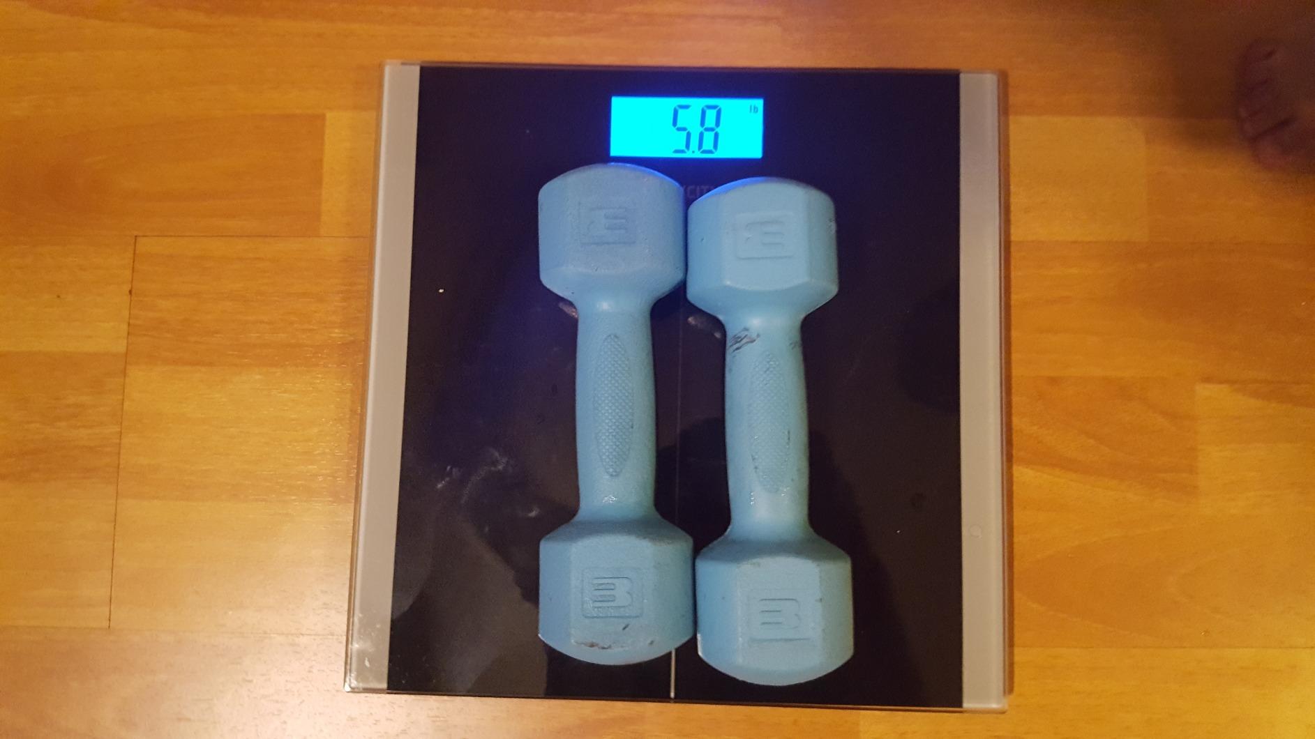 Etekcity Digital Body Weight Bathroom Scale, Large Blue LCD Backlight Display, High Precision Measurements,6mm Tempered Glass, 400 Pounds customer photo 2