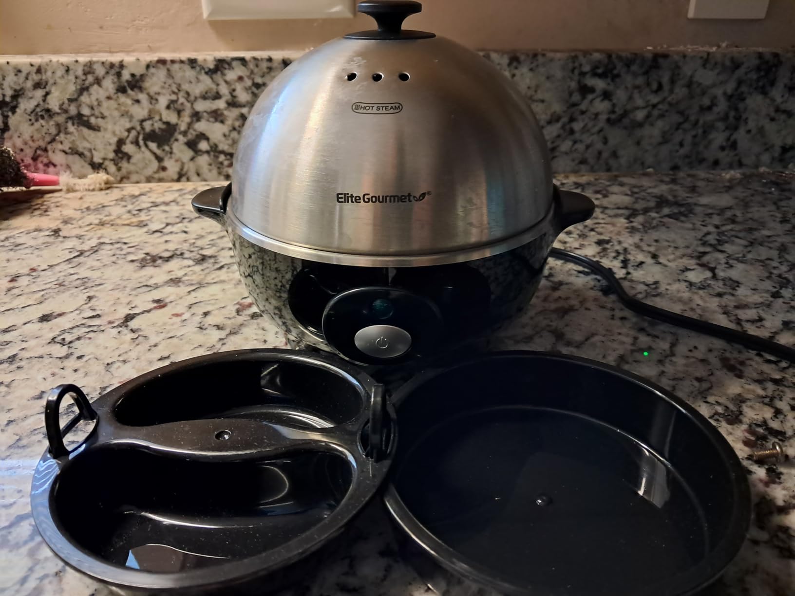 Elite Gourmet EGC-508 Rapid Egg Cooker, 7 Easy-To-Peel, Hard, Medium, Soft Boiled Eggs, Poacher, Omelet Maker, Auto Shut-Off, Alarm, 16-Recipe Booklet, Stainless Steel customer photo 1