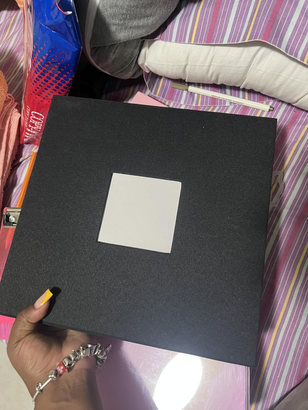 Vienrose Large Photo Album Self Adhesive for 4x6 8x10 Pictures Linen Scrapbook Album DIY 40 Blank Pages with A Metallic Pen customer photo 2