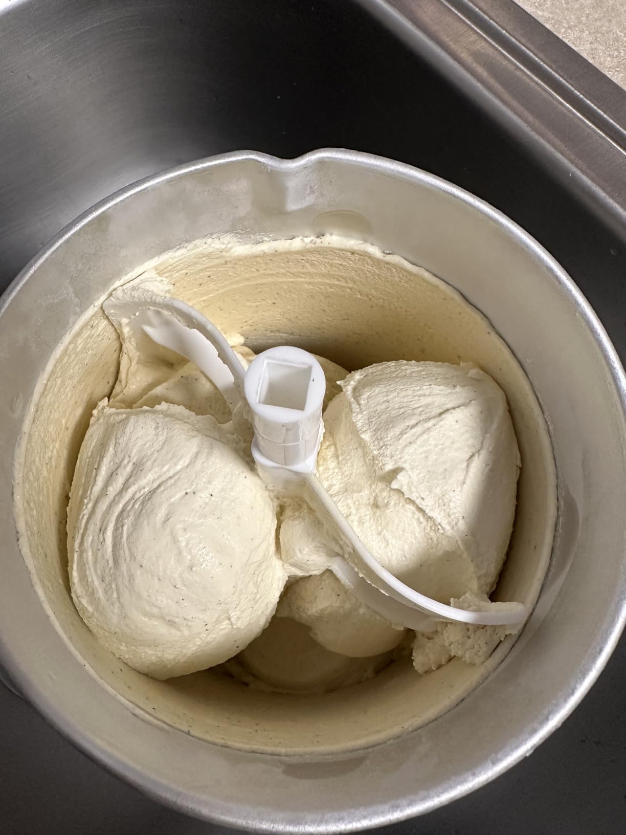 Nostalgia Electric Ice Cream Maker - Old Fashioned Soft Serve Ice Cream Machine Makes Frozen Yogurt or Gelato in Minutes - Fun Kitchen Appliance - Vintage Wooden Style - Light Wood - 4 Quart customer photo 1