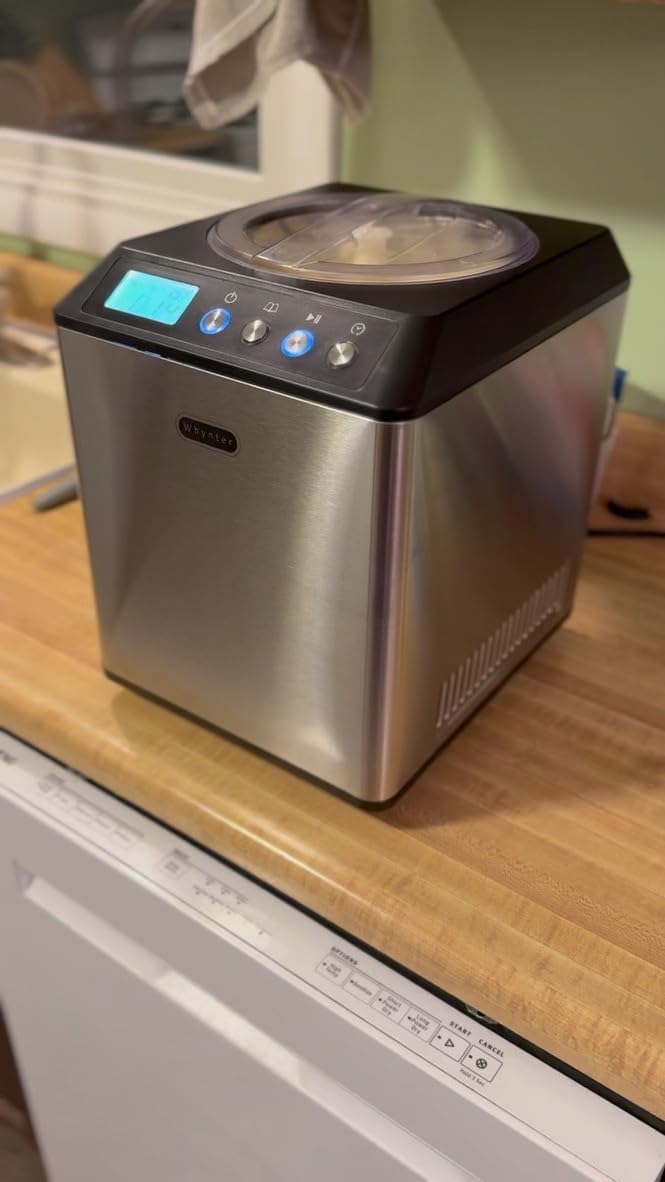 Whynter Ice Cream Maker Machine Automatic 2.1 Qt. Upright with Built-In Compressor, LCD Digital Display & Timer, No Pre-Freezing, ICM-201SB, Stainless Steel customer photo 2