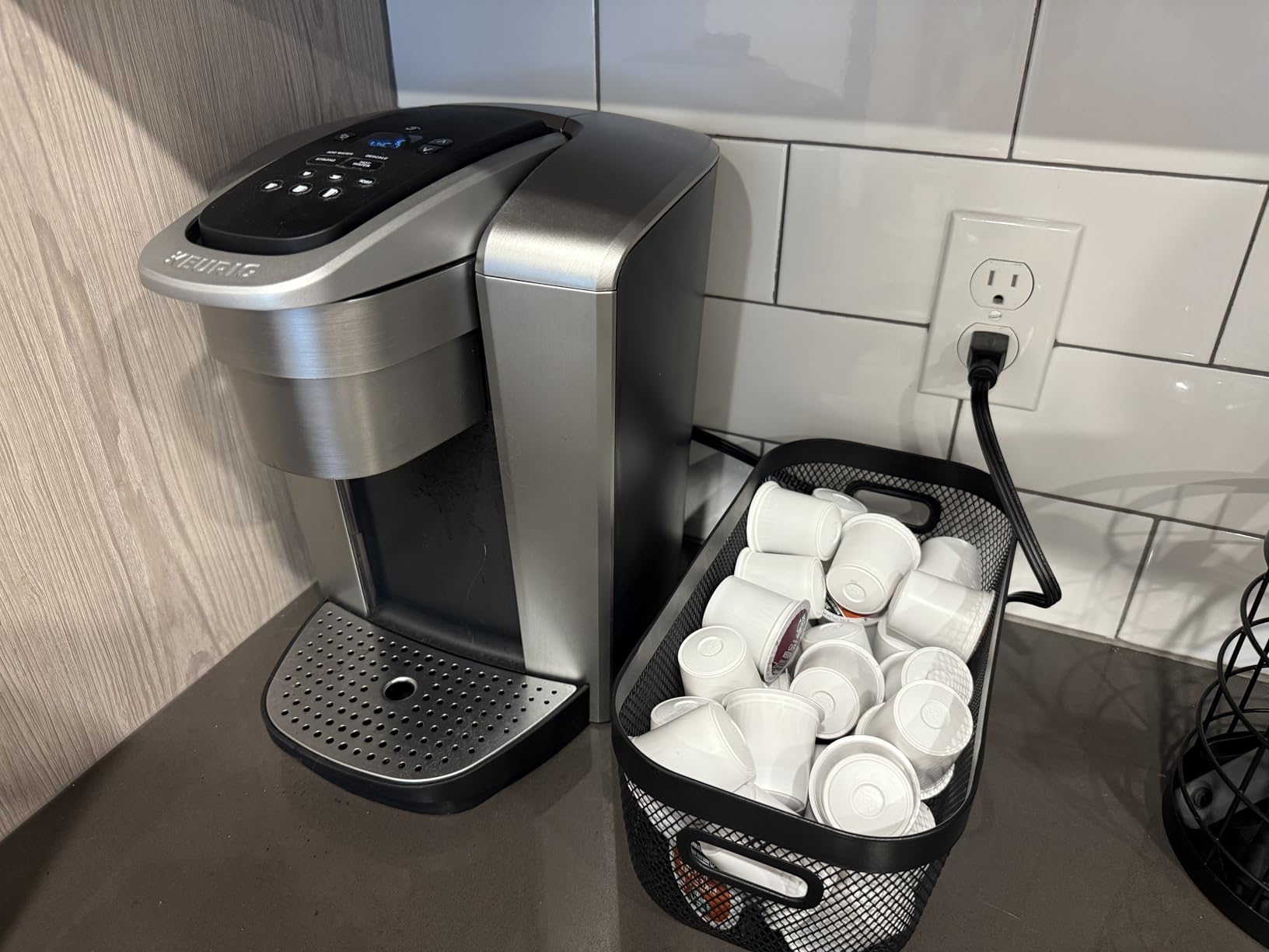 Keurig K-Elite Single Serve K-Cup Pod Coffee Maker, with Strength and Temperature Control, Iced Coffee Capability, 8 to 12oz Brew Size, Programmable, Brushed Slate customer photo 2