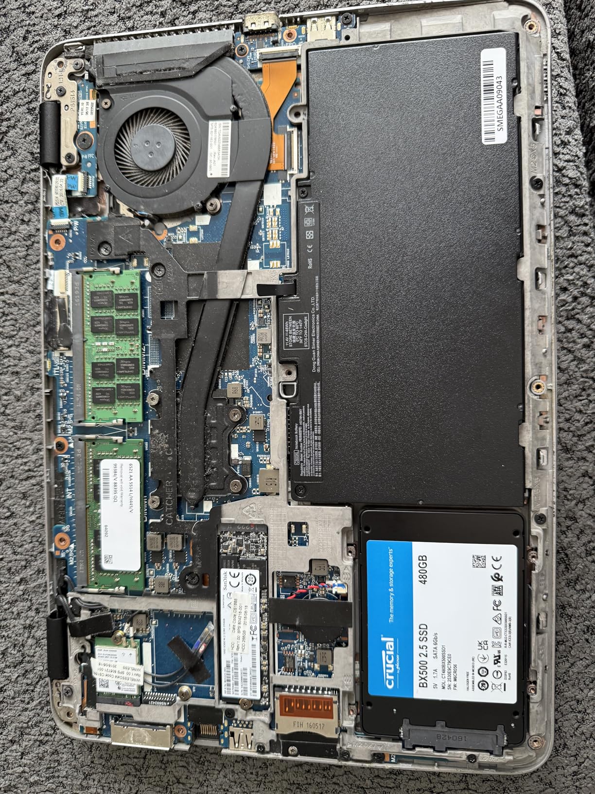Crucial BX500 1TB 3D NAND SATA 2.5-Inch Internal SSD customer photo 1