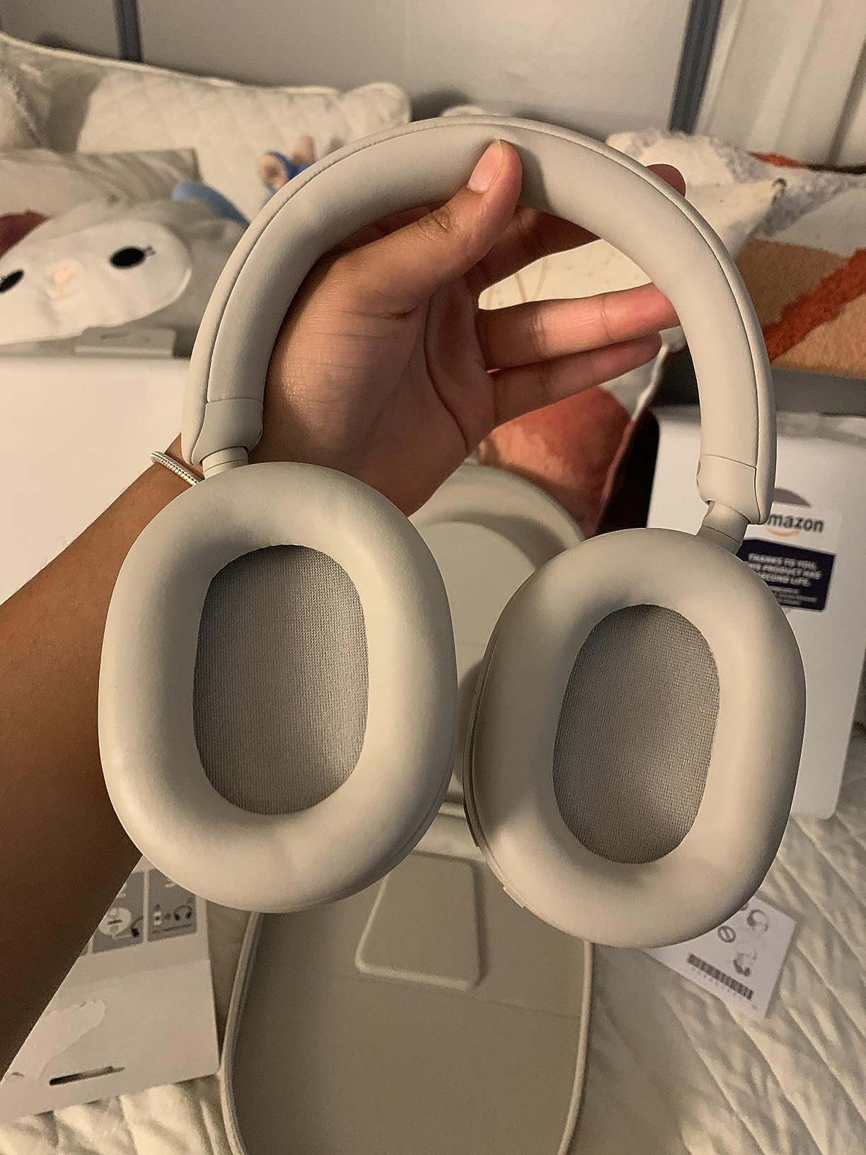 Sony WH-1000XM5/S Wireless Industry Leading Noise Canceling Bluetooth Headphones (Renewed) customer photo 1