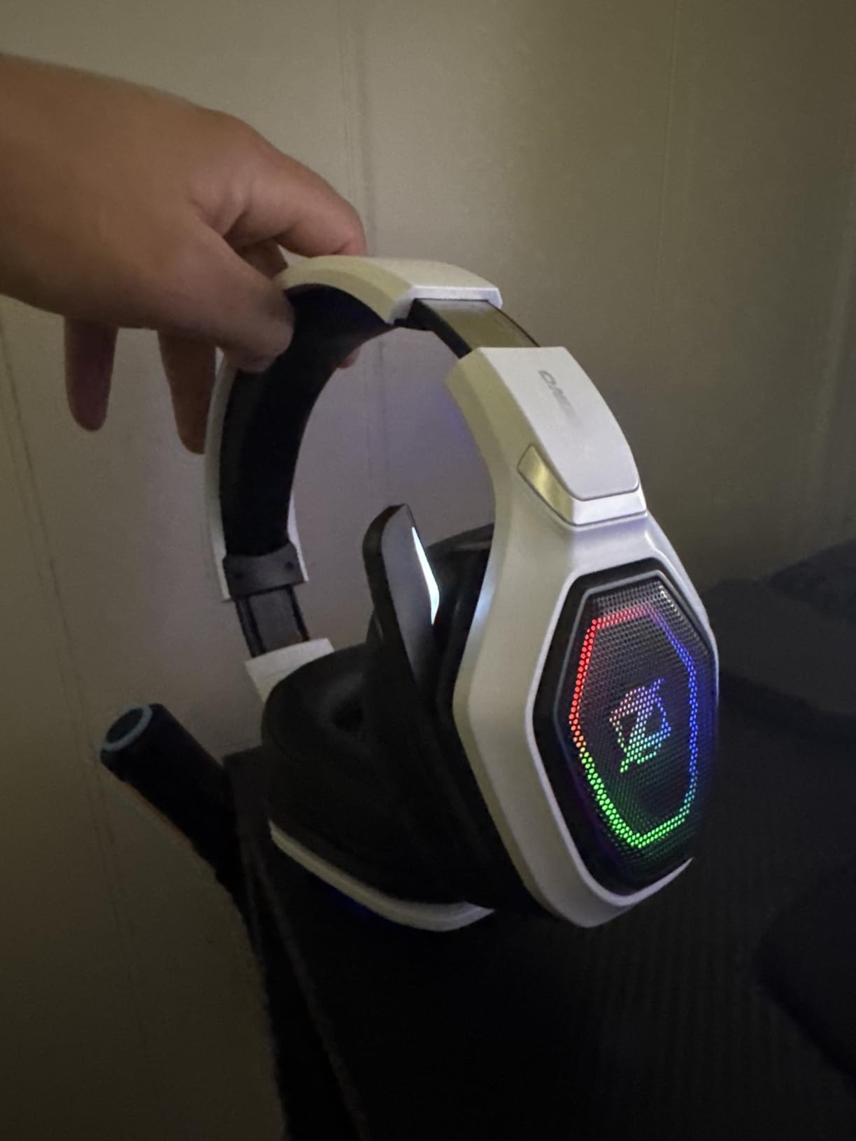 Ozeino 2.4GHz Wireless Gaming Headset for PC, Ps5, Ps4 - Lossless Audio USB & Type-C Ultra Stable Gaming Headphones with Flip Microphone, 40-Hr Battery customer photo 1